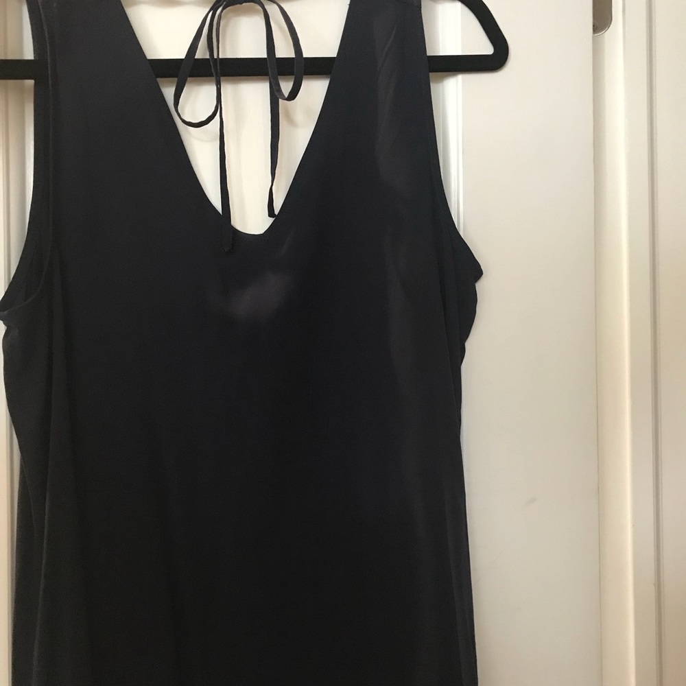 Size 6 Navy Blue never worn dress from Gap
